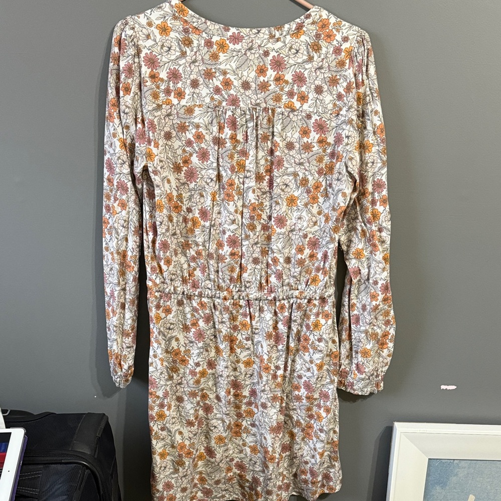Denver Hayes Long Sleeve Floral Dress - Orange and Cream - Picture 4 of 4